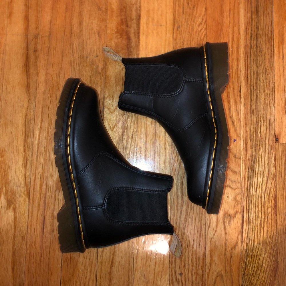 Dr. Martens Vegan 2976 Felix Chelsea Boots